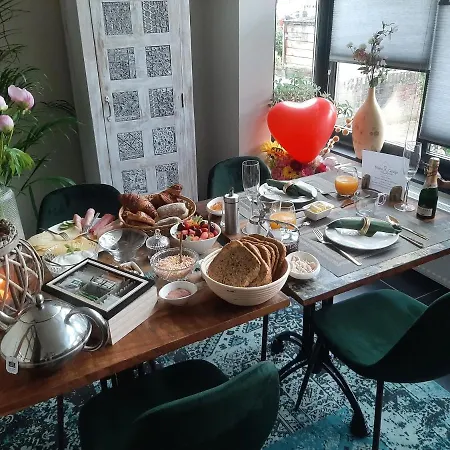 Bed & Breakfast Hans En Gridje