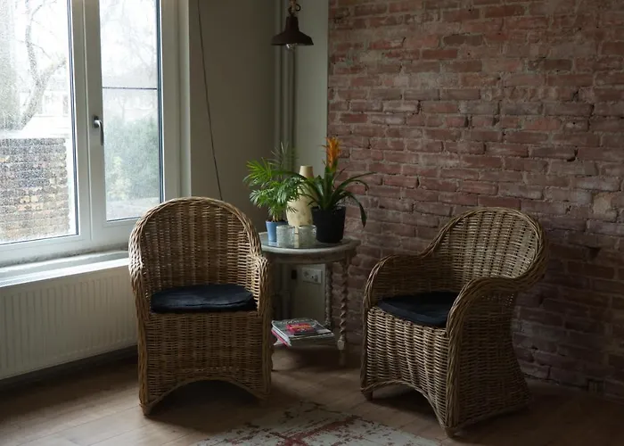 Hans En Gridje Bed & Breakfast Breda